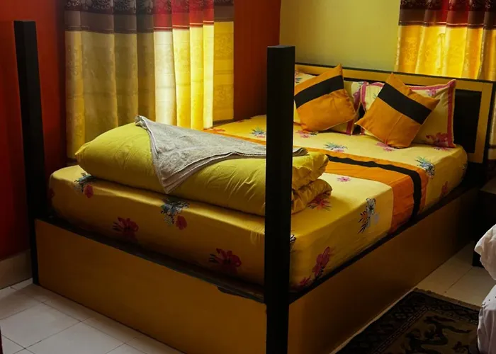 Royal Tourist House Near Tourist Bus Station In Thamel 3*