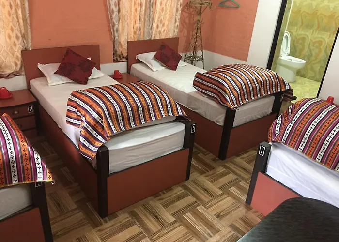 Couette-café Royal Tourist House Near Tourist Bus Station In Thamel Katmandou